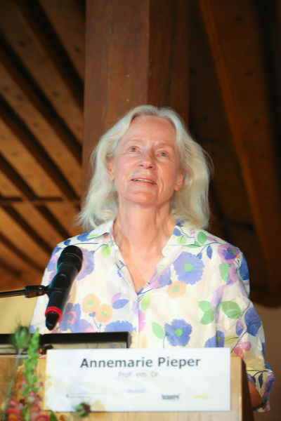 Annemarie Pieper